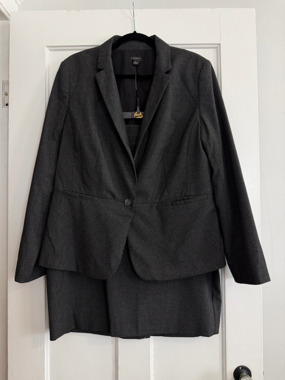 Ann Taylor Factory Suit Size 16